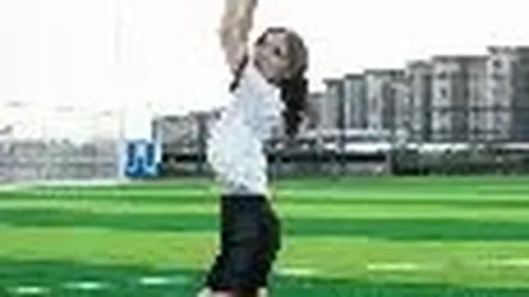 中超冬季转会市场：上港头牌备受追捧，申花大连积极追逐，新星崛起引关注！